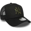 czarna-czapka-trucker-z-zielonym-logo-a-frame-league-essential-new-york-yankees-mlb-marki-new-era