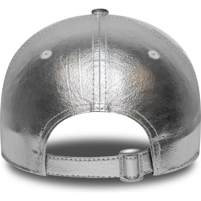 kepure-islenkta-sidabrinis-reguliuojamas-plateada-9forty-metallic-new-york-yankees-mlb-new-era