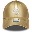 kepure-islenkta-auksine-reguliuojamas-dorada-9forty-metallic-new-york-yankees-mlb-new-era