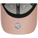 rozowa-zakrzywiona-czapka-z-daszkiem-dla-kobiet-z-rozowym-logo-9forty-league-essential-los-angeles-dodgers-mlb-od-new-era