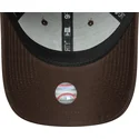 kepure-islenkta-ruda-reguliuojama-juostele-9forty-league-essential-new-york-yankees-mlb-new-era