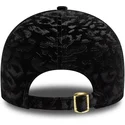 kepure-islenkta-juoda-reguliuojamas-9forty-leo-velour-metallic-new-york-yankees-mlb-new-era