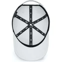 cap-islenkta-white-adjustable-strap-oblack