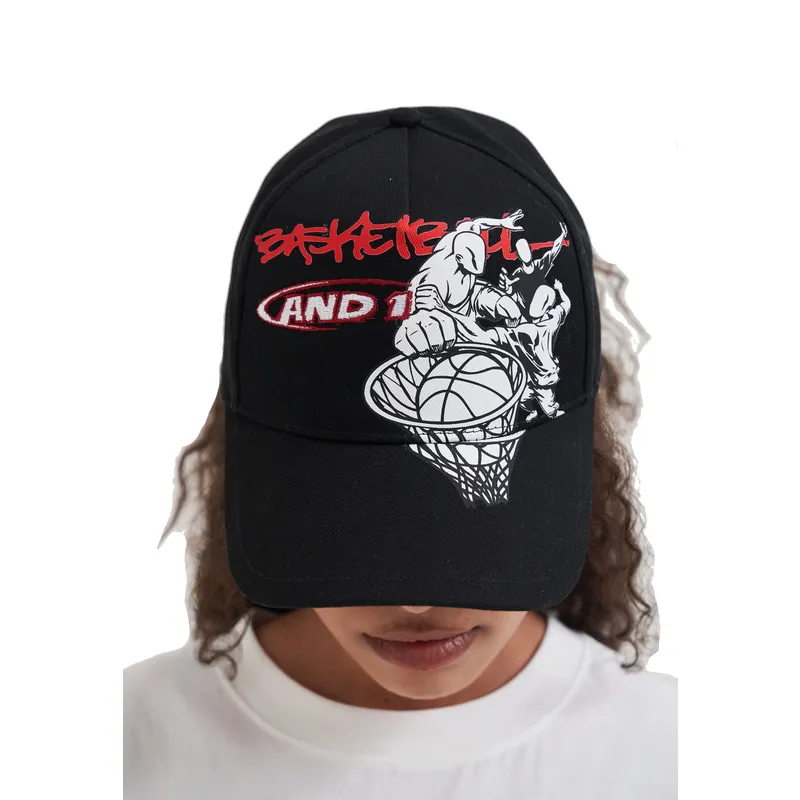 cap-islenkta-black-snapback-and1