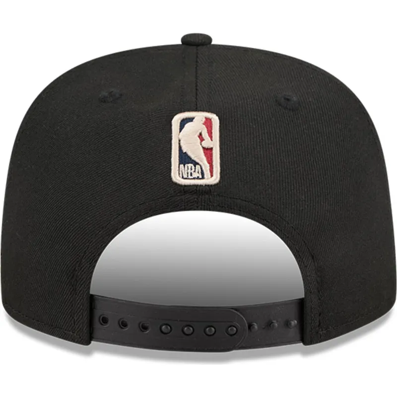 kepure-plokscia-juoda-snapback-9fifty-a-frame-hardwood-classics-chicago-bulls-nba-new-era