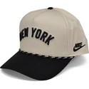 cap-islenkta-beige-snapback-rise-structured-new-york-yankees-mlb-nike