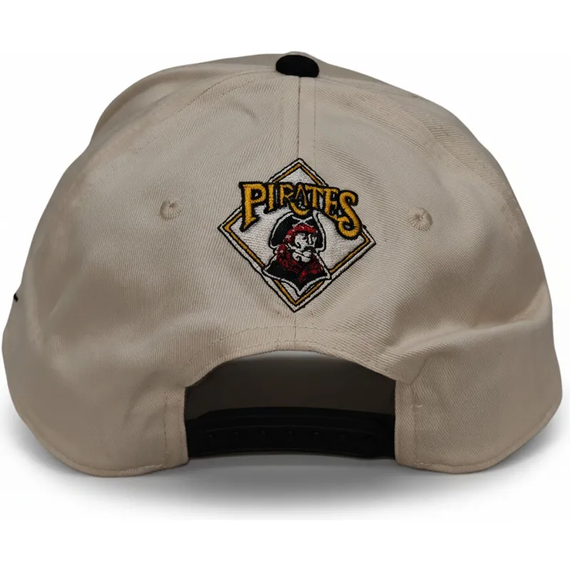 bezowo-czarna-czapka-z-zakrzywionym-daszkiem-snapback-rise-structured-pittsburgh-pirates-mlb-nike