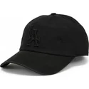 czarna-regulowana-czapka-z-zakrzywionym-daszkiem-z-czarnym-logo-los-angeles-dodgers-ballpark-od-american-needle