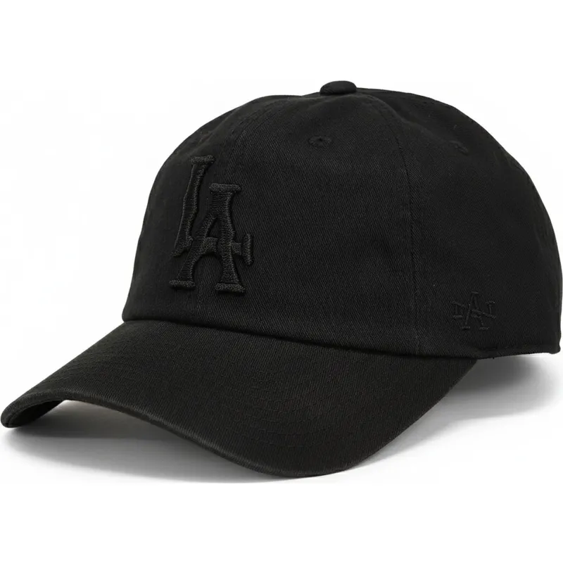 czarna-zakrzywiona-czapka-z-regulacja-i-czarnym-logo-los-angeles-dodgers-ballpark-od-american-needle