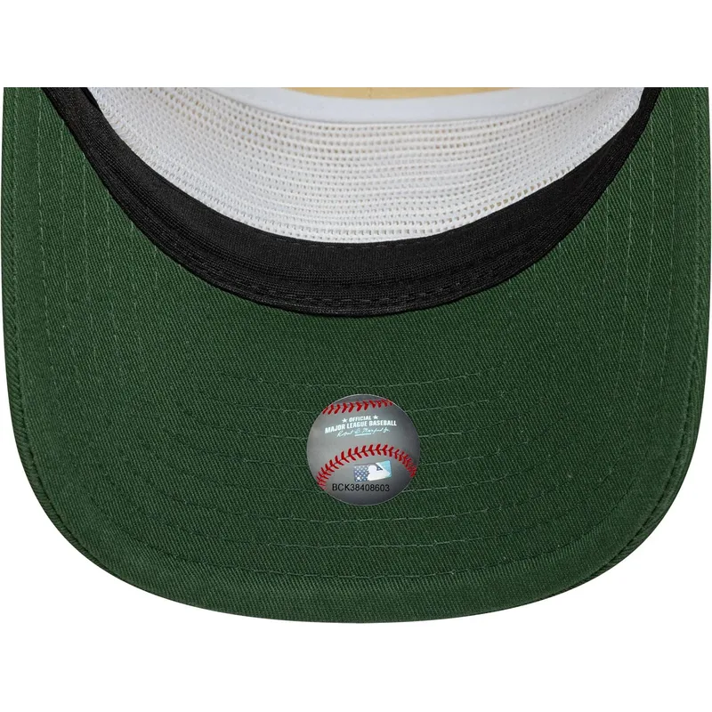 kepure-islenkta-smelio-reguliuojamas-19twenty-washed-graphic-new-york-yankees-mlb-new-era