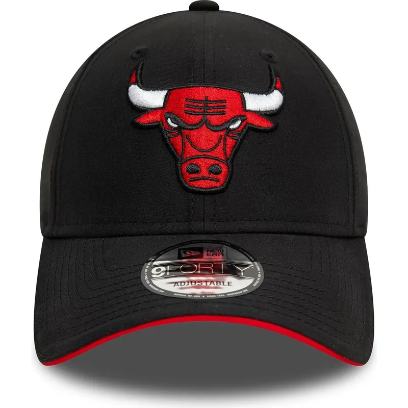 cap-islenkta-black-adjustable-strap-9forty-microfibre-chicago-bulls-nba-new-era