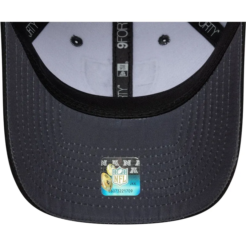szara-regulowana-czapka-z-zakrzywionym-daszkiem-9forty-microfibre-las-vegas-raiders-nfl-new-era