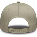 cap-islenkta-beige-snapback-9forty-metallic-los-angeles-lakers-nba-new-era