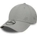 new-era-curved-brim-grey-logo-9forty-mesh-flawless-new-york-yankees-mlb-grey-snapback-cap