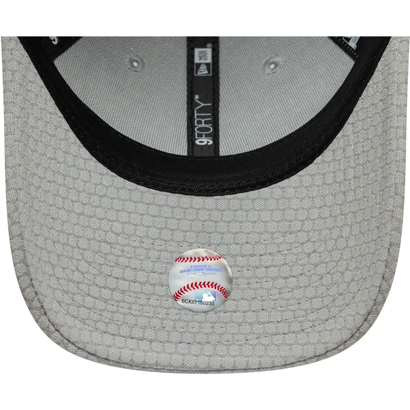 kepure-islenkta-pilka-snapback-9forty-mesh-flawless-new-york-yankees-mlb-new-era