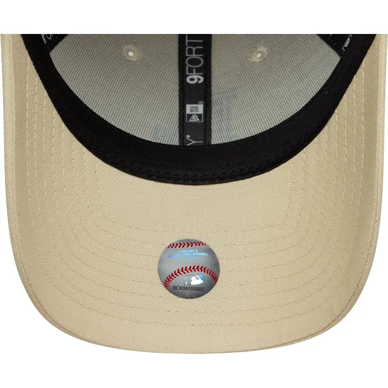 kepure-islenkta-smelio-reguliuojamas-9forty-league-essential-los-angeles-dodgers-mlb-new-era