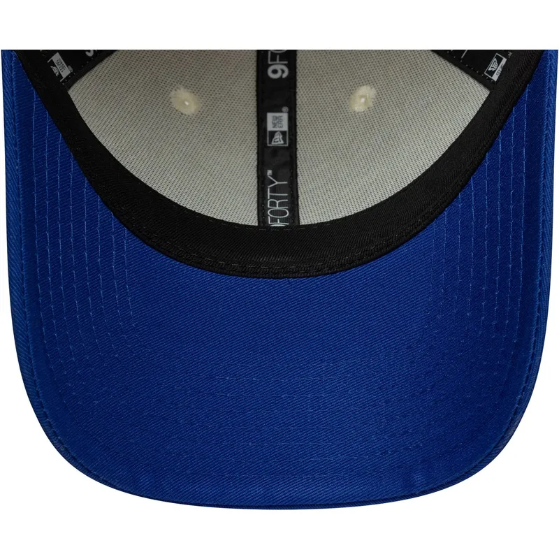 cap-islenkta-beige-adjustable-strap-9forty-seasonal-red-bull-racing-formula-1-new-era
