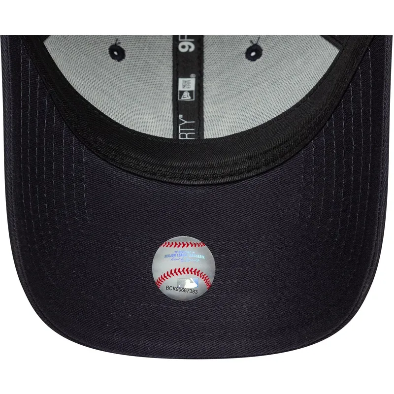cap-islenkta-navy-blue-adjustable-strap-9forty-fruit-icon-new-york-yankees-mlb-new-era