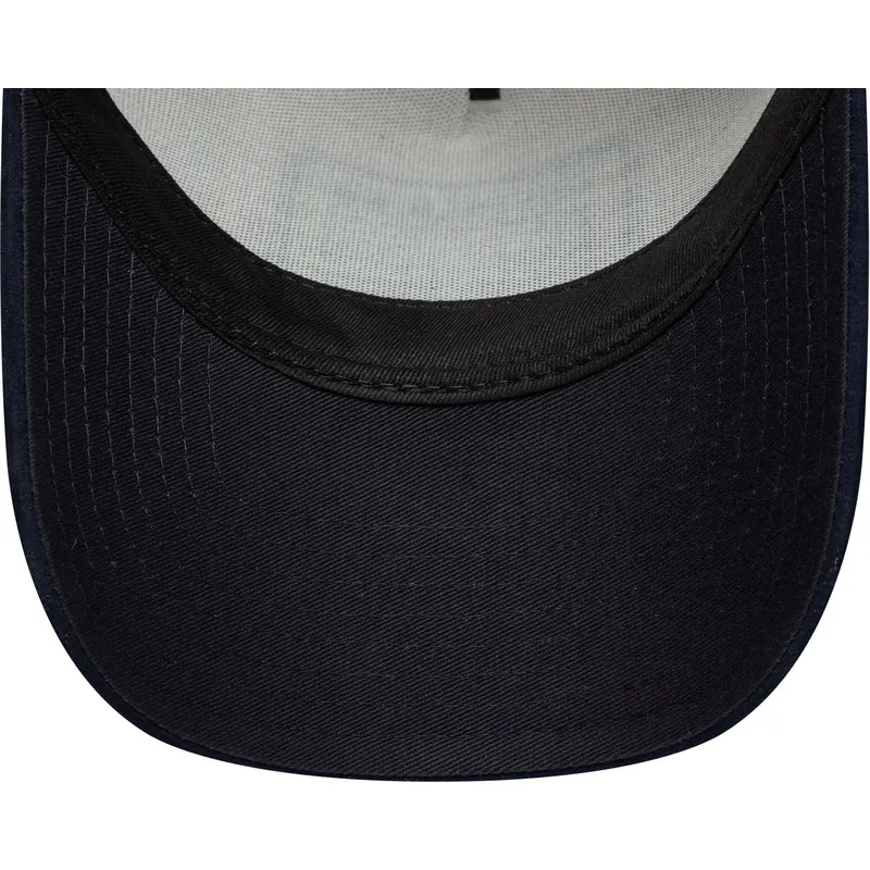 kepure-islenkta-smelio-reguliuojamas-9forty-e-frame-patch-suede-new-era