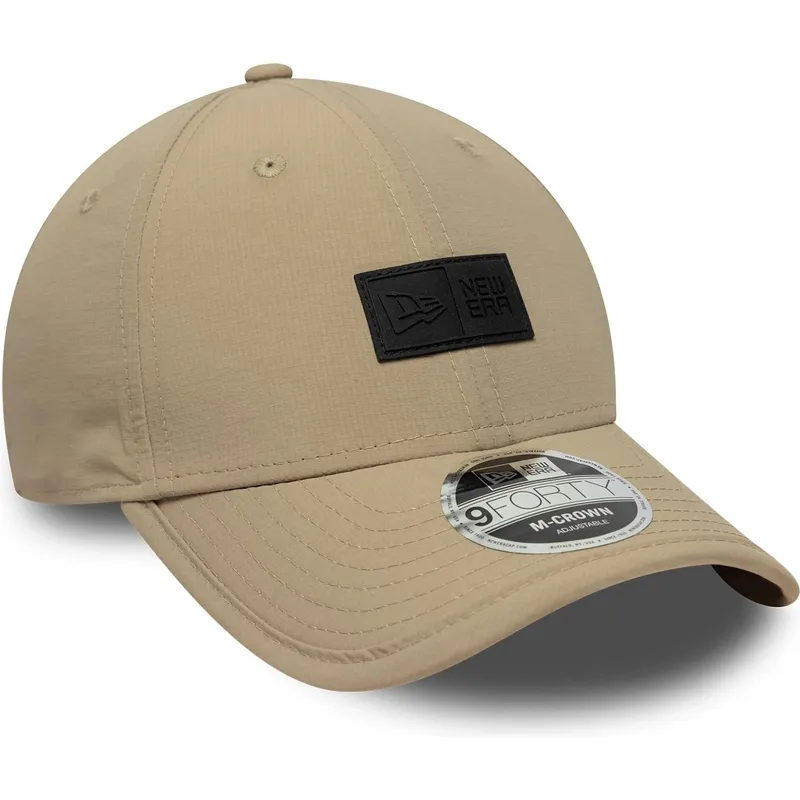 cap-islenkta-beige-adjustable-strap-9forty-m-crown-new-era