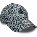 kepure-islenkta-leopardinis-reguliuojamas-9forty-m-crown-racing-bulls-f1-team-formula-1-new-era