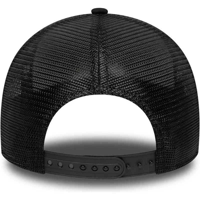 cap-islenkta-black-snapback-9forty-m-crown-new-era