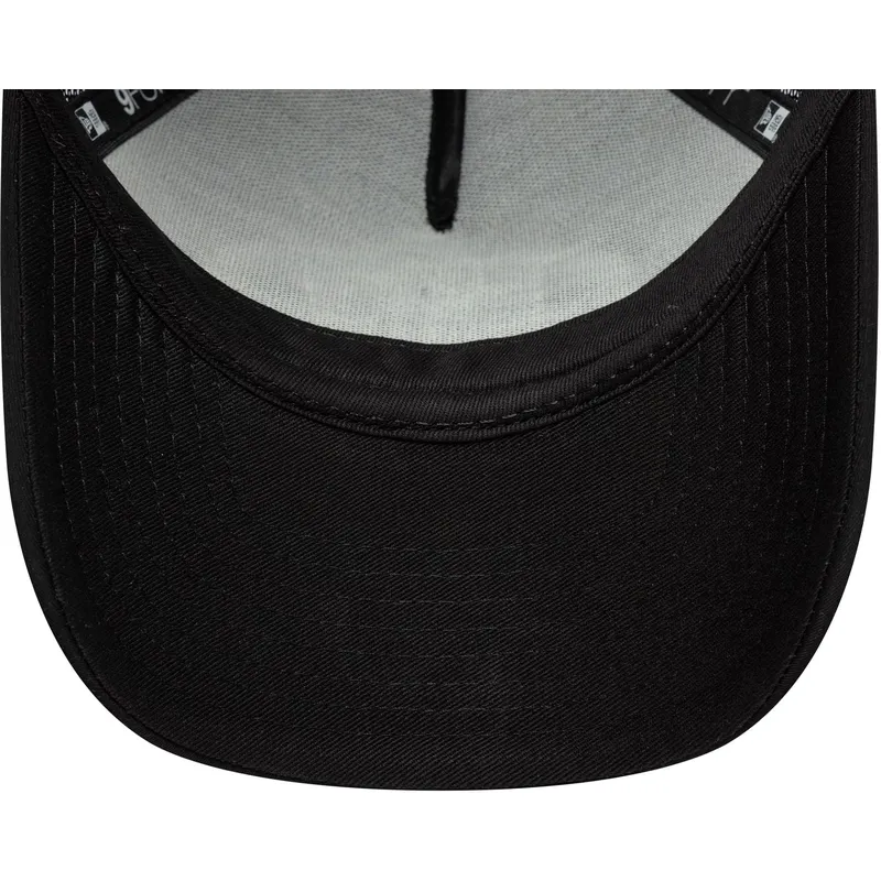 czapka-trucker-czarna-9forty-m-crown-graphic-new-era