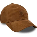 cap-islenkta-brown-adjustable-strap-9twenty-suede-new-york-yankees-mlb-new-era