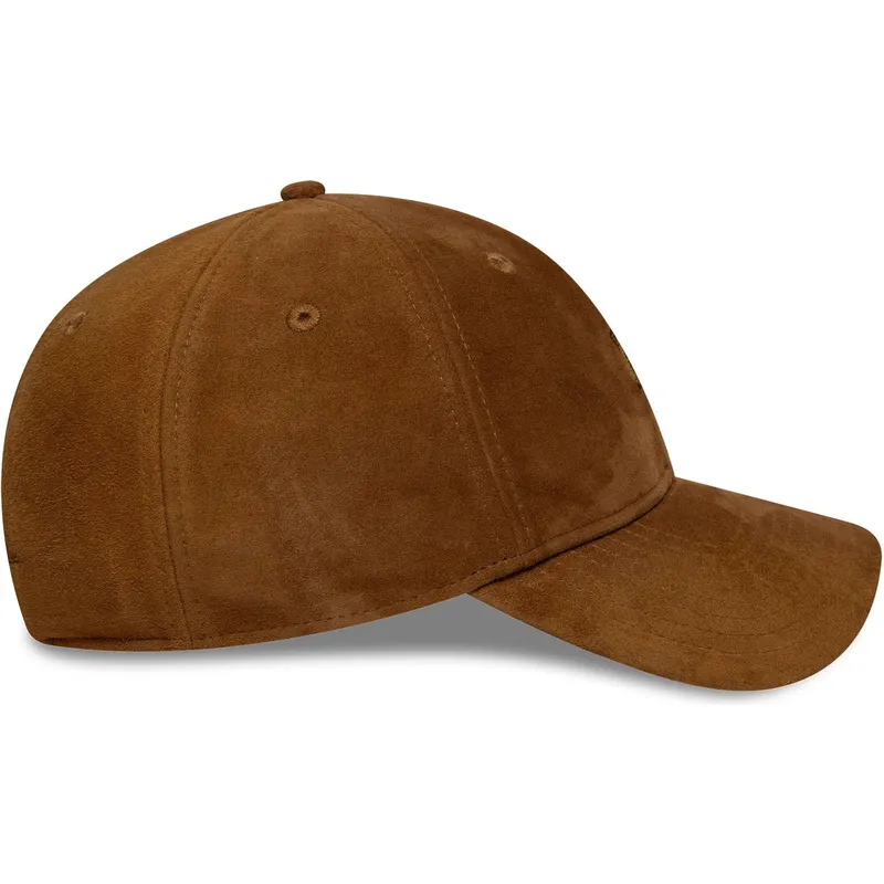 cap-islenkta-brown-adjustable-strap-9twenty-suede-new-york-yankees-mlb-new-era