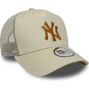 czapka-trucker-bezowa-z-brazowym-logo-a-frame-league-essential-new-york-yankees-mlb-new-era