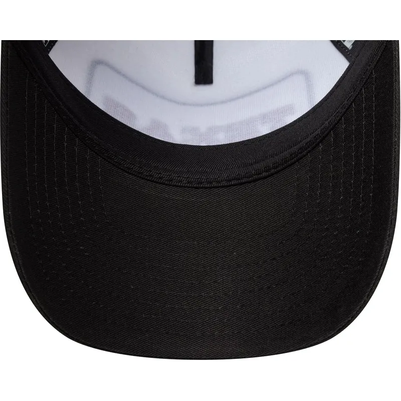 new-era-a-frame-location-cities-and-beaches-austin-texas-white-and-black-trucker-hat