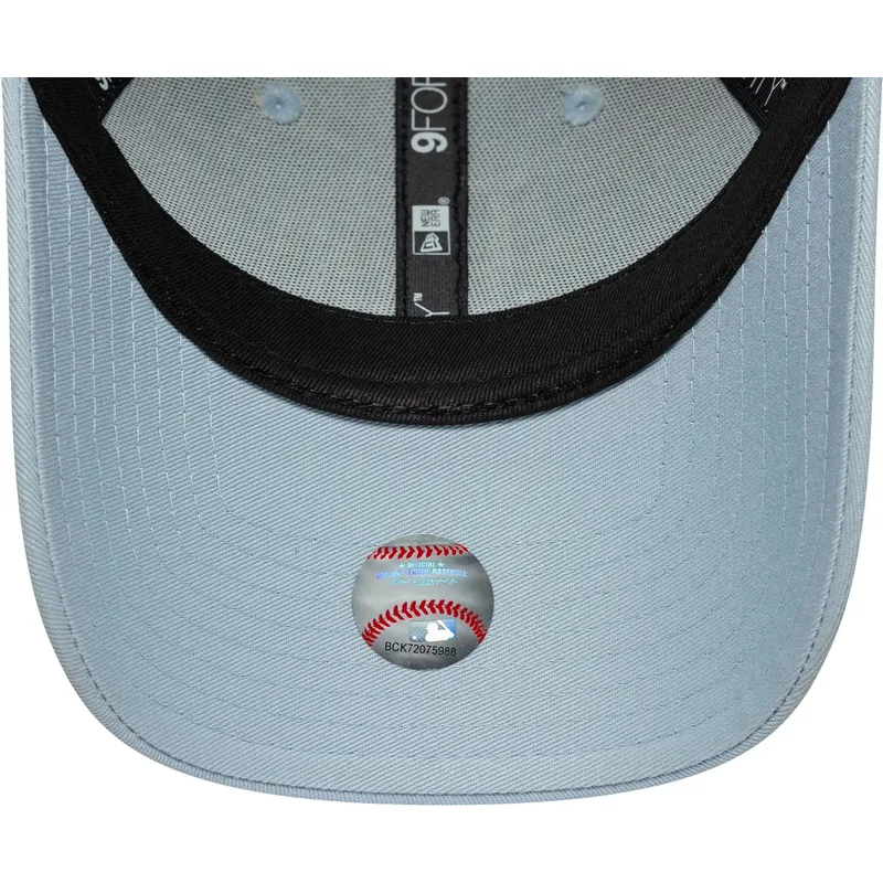 kepure-islenkta-melyna-reguliuojamas-9forty-metallic-los-angeles-dodgers-mlb-new-era