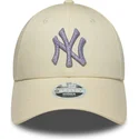 cap-islenkta-beige-adjustable-strap-9forty-metallic-new-york-yankees-mlb-new-era