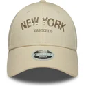 cap-islenkta-beige-adjustable-strap-9forty-sequin-wordmark-new-york-yankees-mlb-new-era