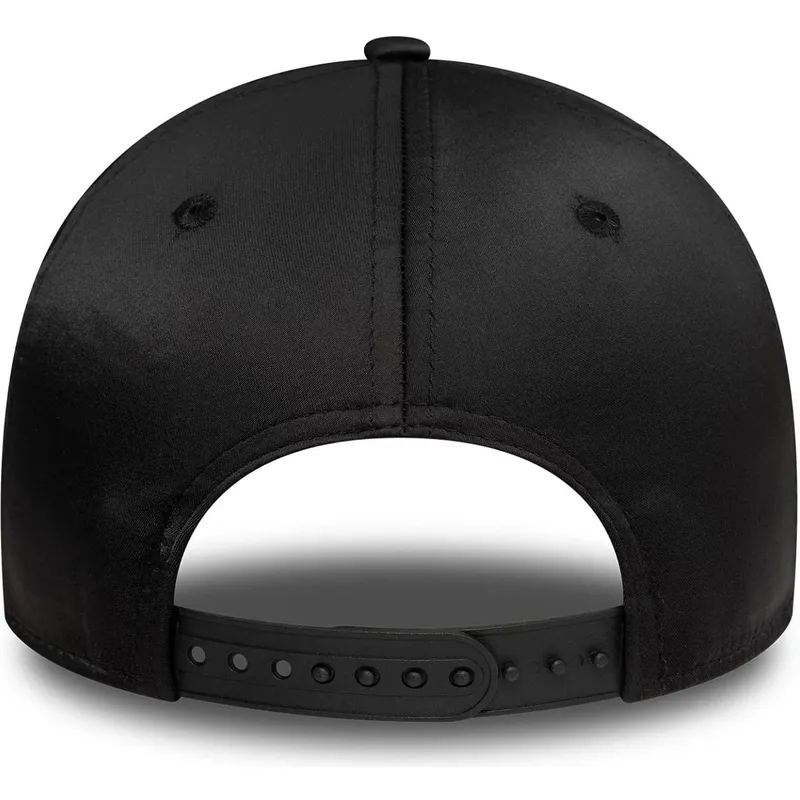 cap-islenkta-black-snapback-9forty-satin-new-york-yankees-mlb-new-era