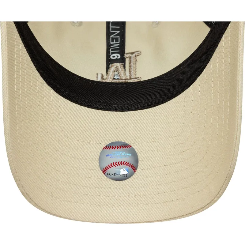 kepure-islenkta-smelio-reguliuojama-juostele-9twenty-league-essential-midi-los-angeles-dodgers-mlb-new-era
