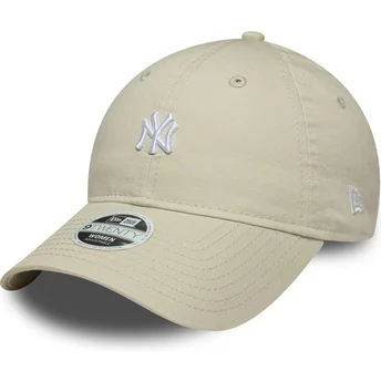 Czapka z zakrzywionym daszkiem beżowa regulowana damska 9TWENTY Washed Mini New York Yankees MLB New Era