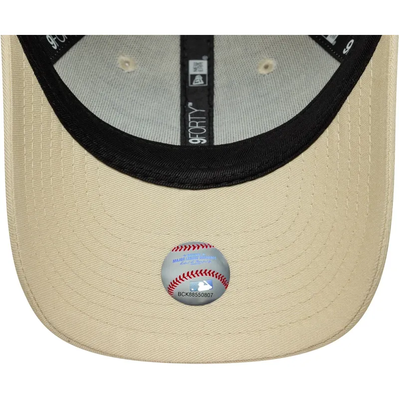 kepure-islenkta-smelio-reguliuojamas-vaikams-9forty-fruit-icon-new-york-yankees-mlb-new-era