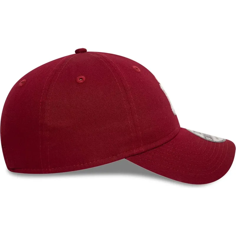 cap-islenkta-red-adjustable-strap-9twenty-league-essential-new-york-yankees-mlb-new-era cap-islenkta-red-adjustable-strap-9twenty-league-essential-new-york-yankees-mlb-new-era