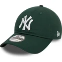 cap-islenkta-green-adjustable-strap-9twenty-league-essential-new-york-yankees-mlb-new-era