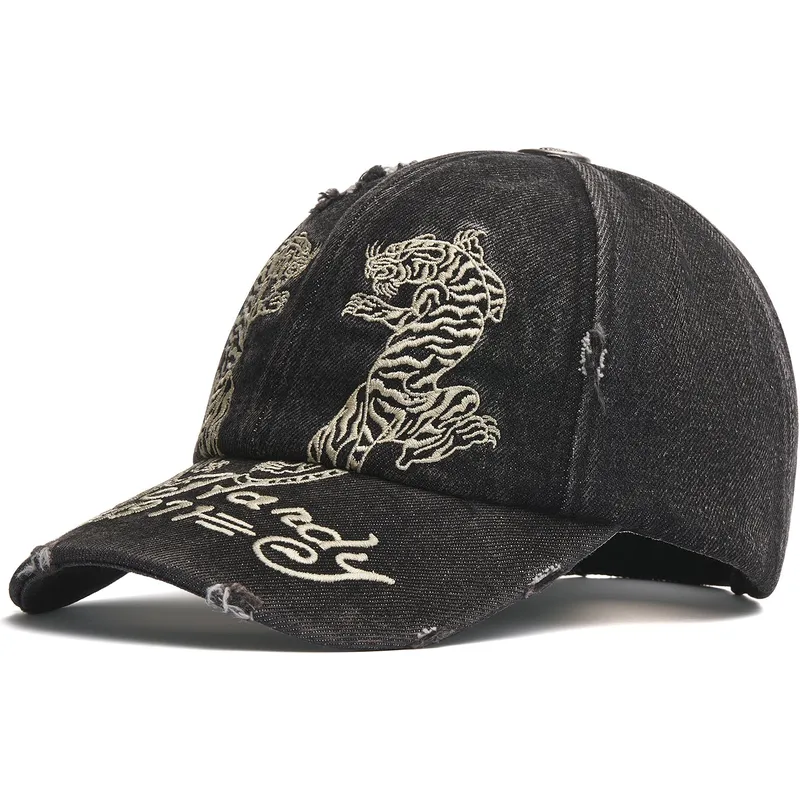 kepure-islenkta-juoda-reguliuojamas-desert-tiger-ed-hardy