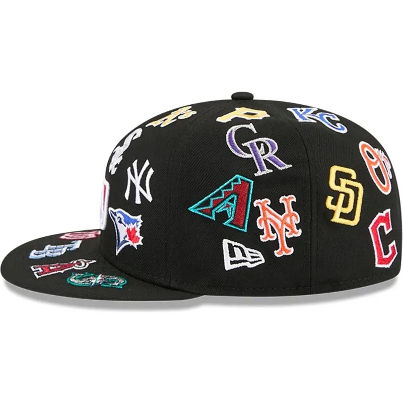 kepure-plokscia-juoda-priglundantis-59fifty-all-over-mlb-new-era