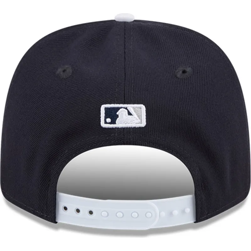 cap-islenkta-navy-blue-snapback-9seventy-stretch-snap-flower-new-york-yankees-mlb-new-era