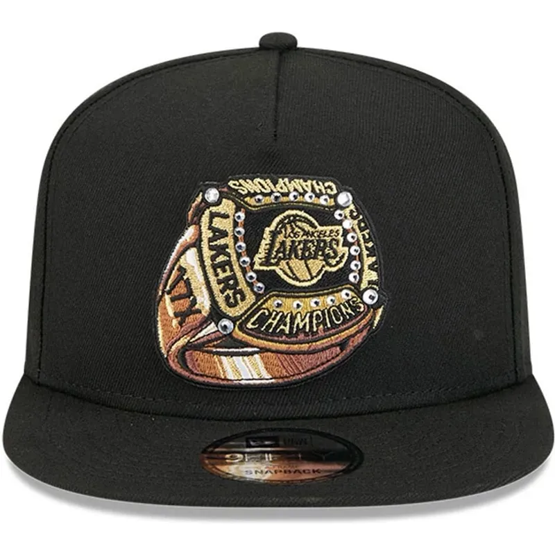 kepure-plokscia-juoda-snapback-9fifty-a-frame-ring-los-angeles-lakers-nba-new-era