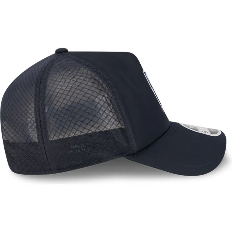 cap-islenkta-navy-blue-snapback-9forty-apex-batting-practice-alt-new-york-yankees-mlb-new-era