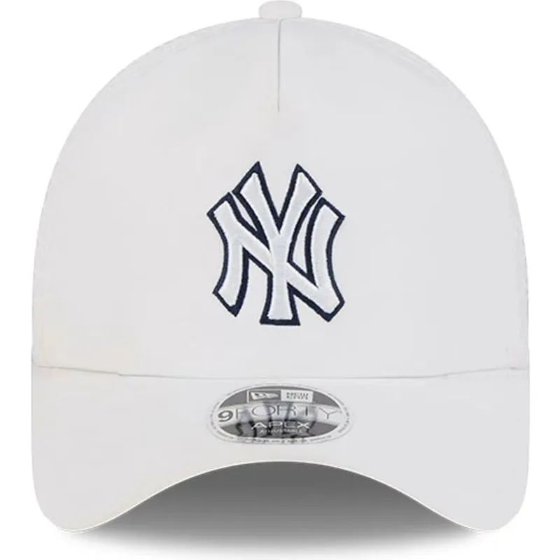 cap-islenkta-white-snapback-9forty-apex-batting-practice-new-york-yankees-mlb-new-era