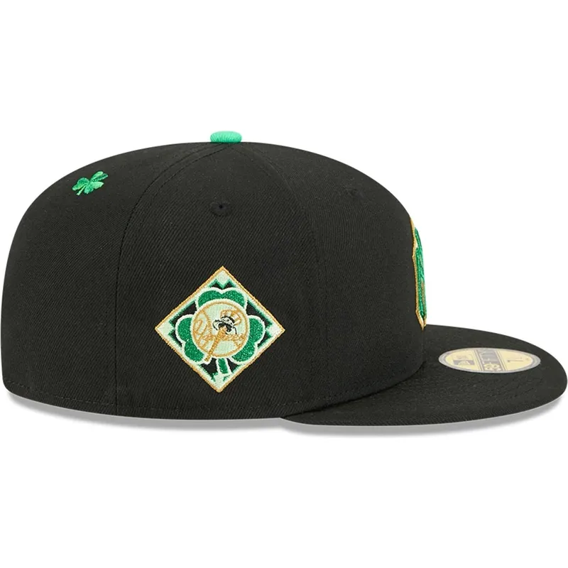 kepure-plokscia-juoda-priglundantis-59fifty-saint-patrick-s-day-new-york-yankees-mlb-new-era