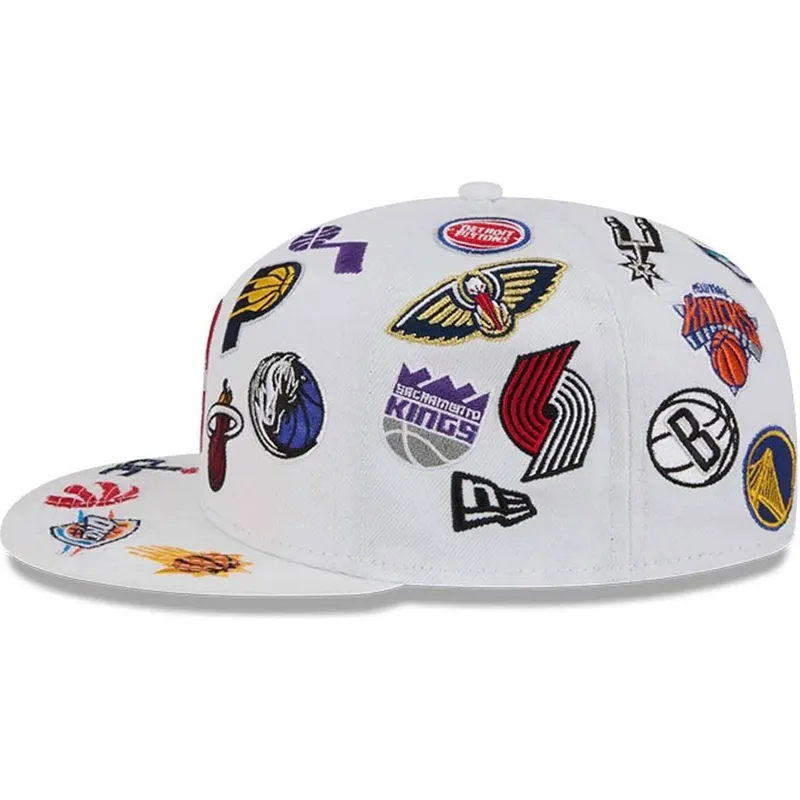 cap-plokscia-white-ajustada-59fifty-all-over-nba-new-era