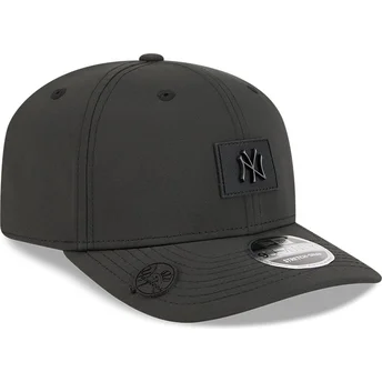 Czarna zakrzywiona czapka snapback 9SEVENTY Stretch Snap Clubhouse New York Yankees MLB New Era