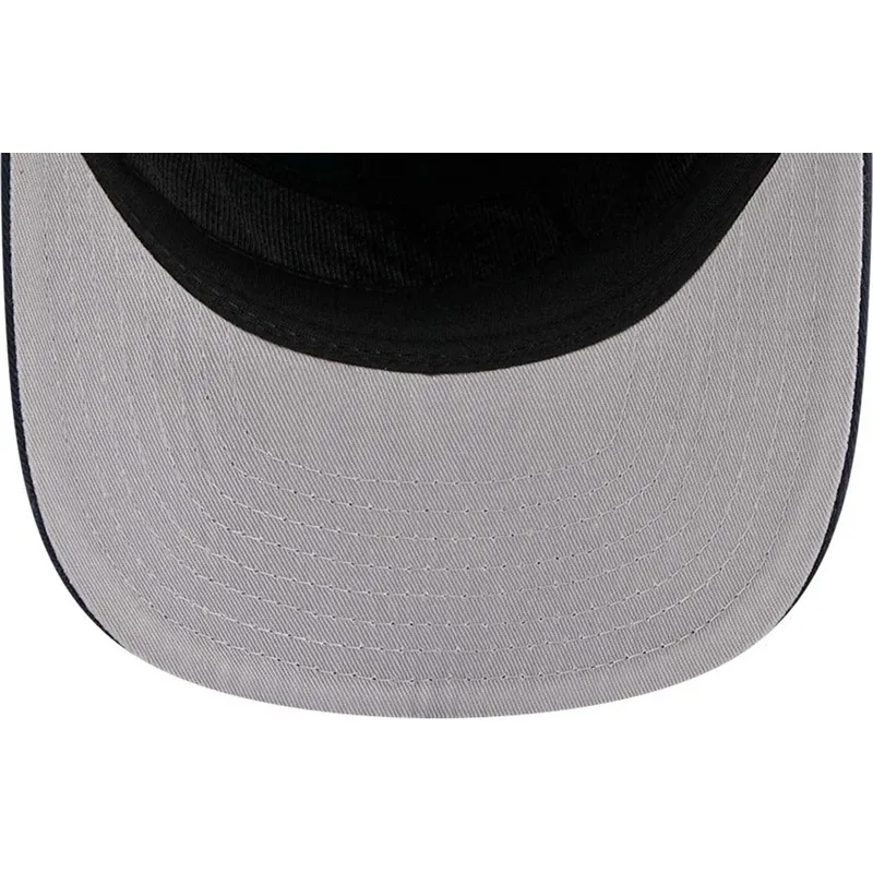 kepure-islenkta-tamsiai-melyna-snapback-19twenty-champion-new-york-yankees-mlb-new-era kepure-islenkta-tamsiai-melyna-snapback-19twenty-champion-new-york-yankees-mlb-new-era